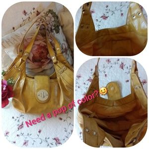 💥2 for 15💥Relic yellow faux leather purse🤗